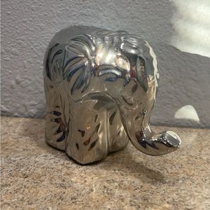 Silver chrome elephant